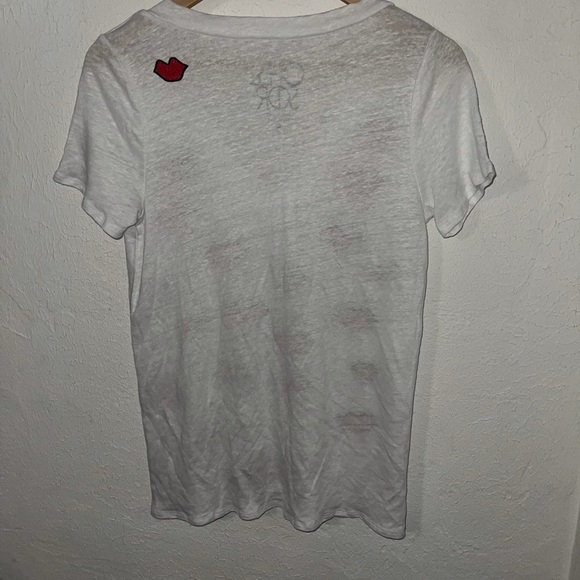 Chaser embroidered lips tee - Picture 3 of 5